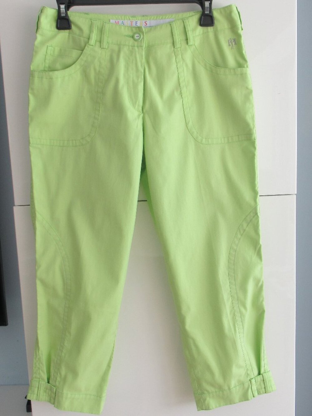 Masters Golf Fashion by Alaska Cropped Green Pants Women's Size 8 or M